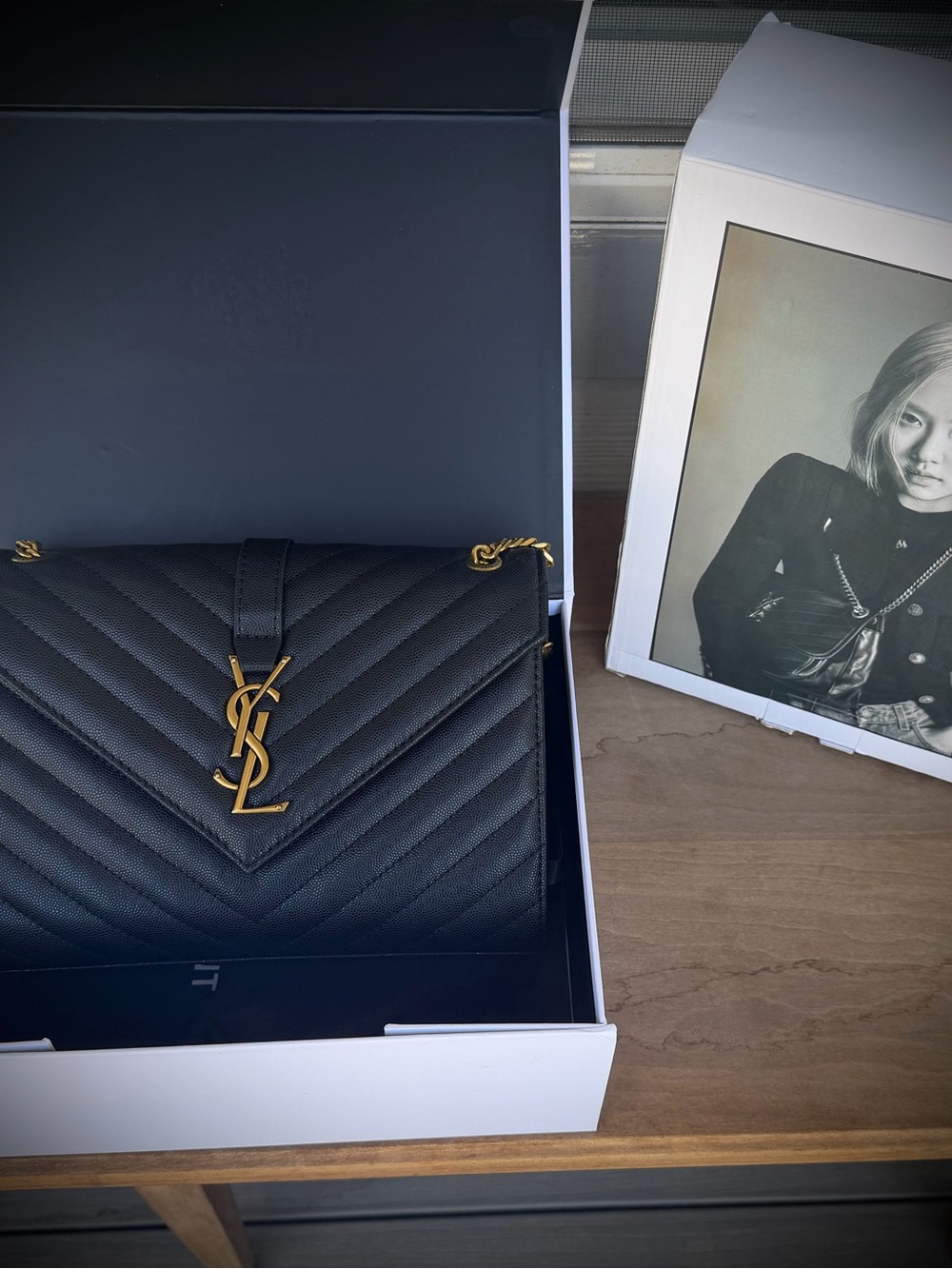 Saint Laurent LouLou Medium Chain Bag – Black/Gold - NEW!! - Picture 4 of 5